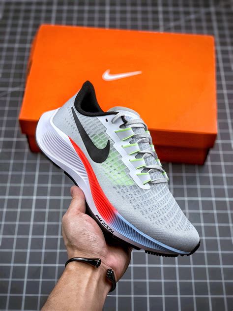 nike pegasus 37 men.